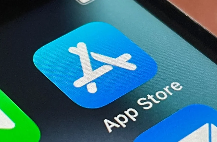 Phil Schiller’s App Store exit reportedly driven by wariness over future plans